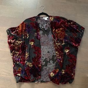 Francesca’s Floral Velvet Kimono